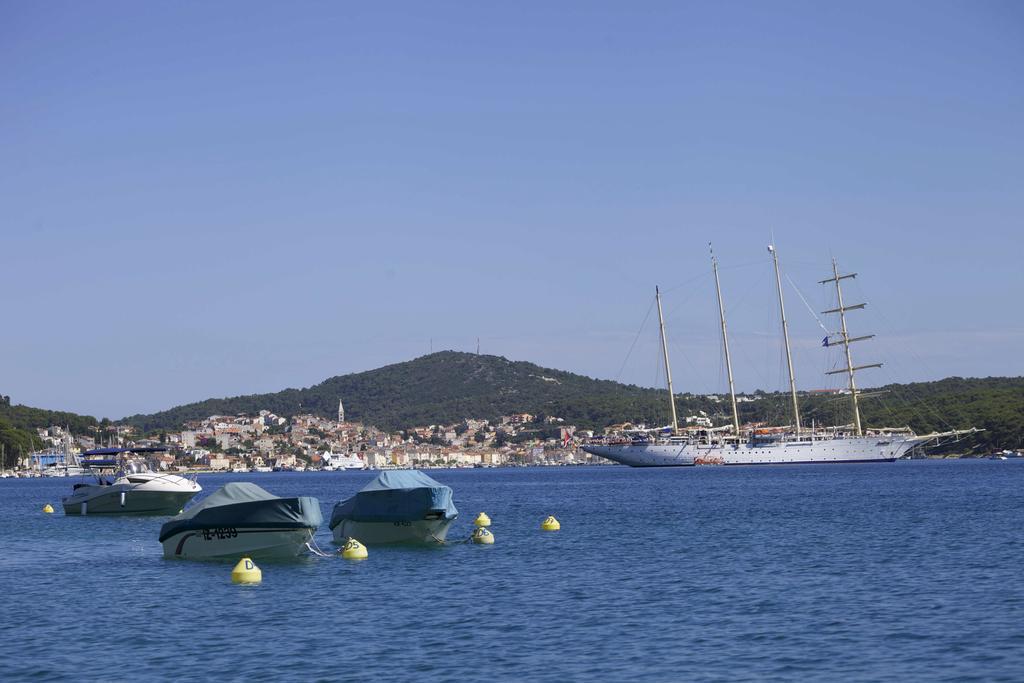 Camping Village Poljana Mali Lošinj Eksteriør billede