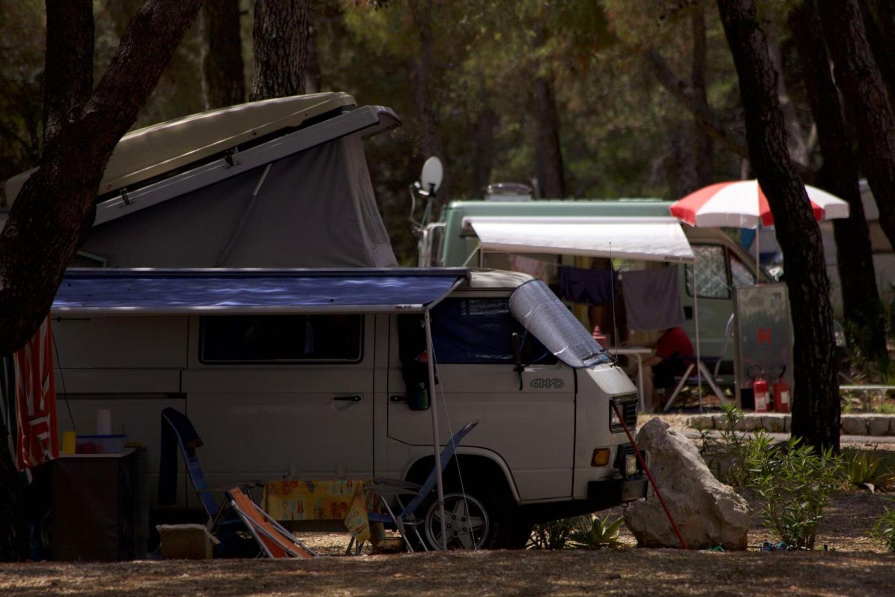 Camping Village Poljana Mali Lošinj Eksteriør billede