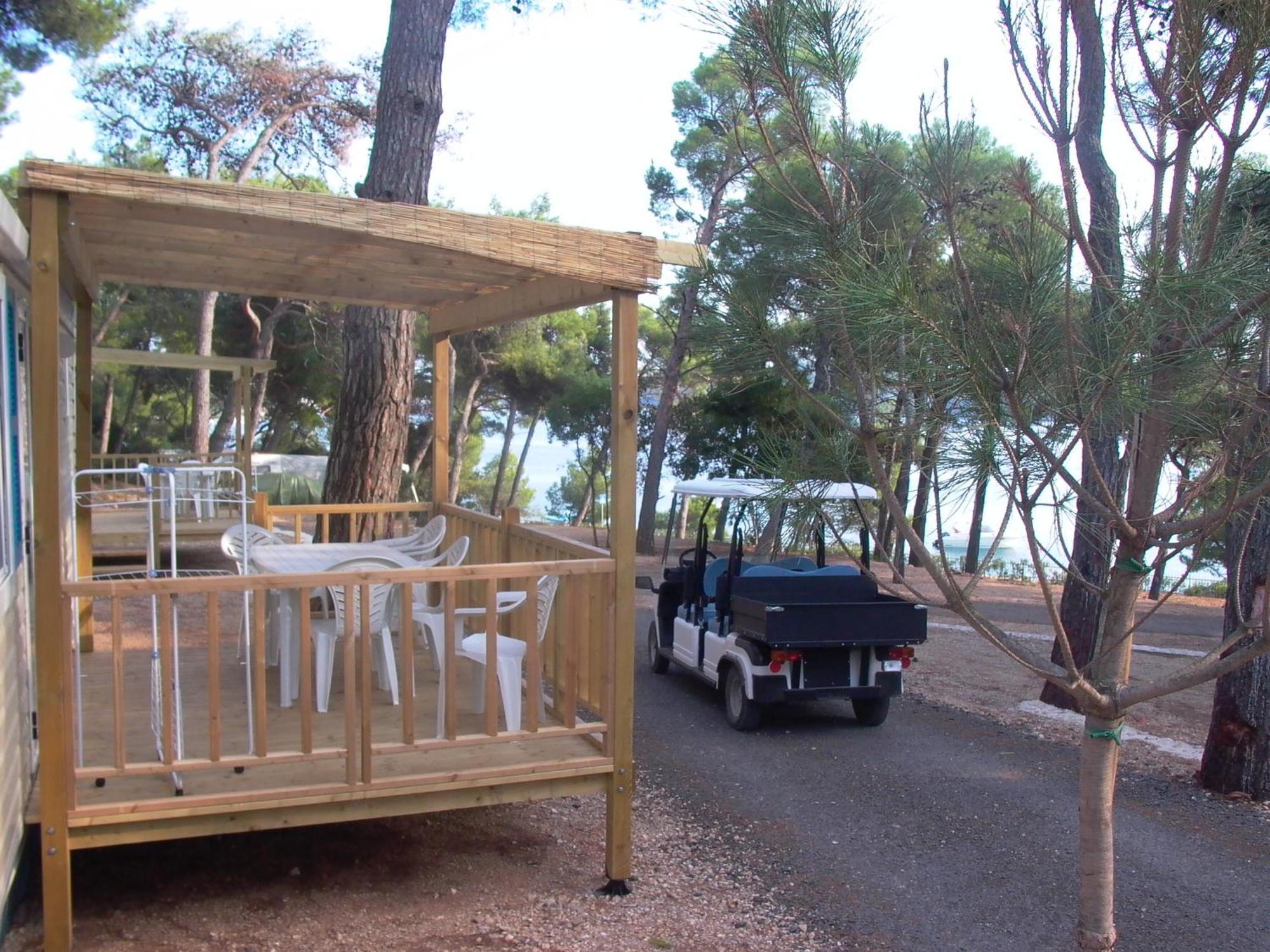 Camping Village Poljana Mali Lošinj Eksteriør billede