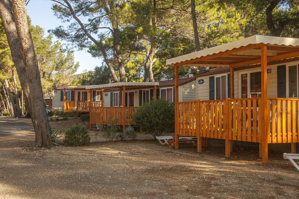 Camping Village Poljana Mali Lošinj Eksteriør billede