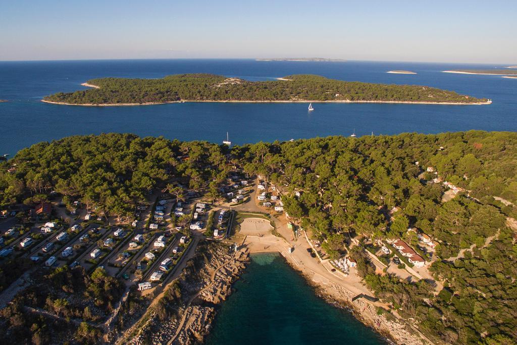 Camping Village Poljana Mali Lošinj Eksteriør billede